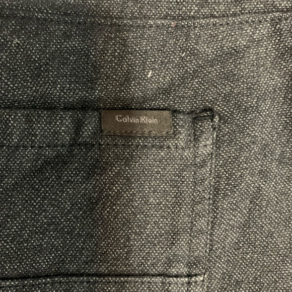 Calvin Klein Dark wash jeans. Slim fit size 30x32 - Picture 4 of 5